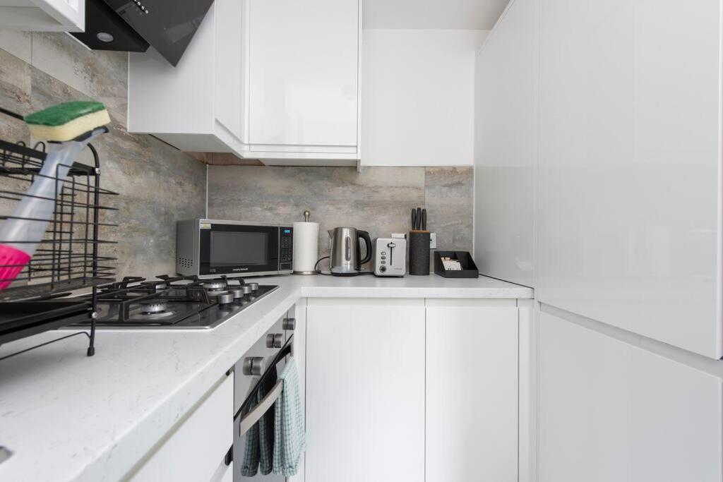 Stunning Notting Hill Apt Not Active London Exterior photo